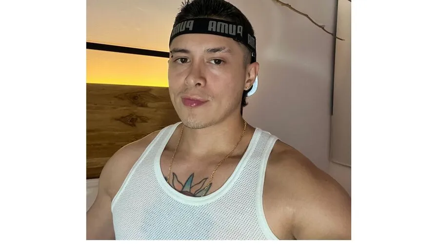 Chat with RenatoLacure