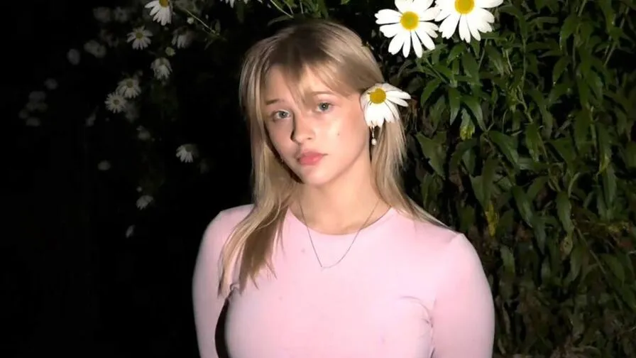 Chat with ChanelleLauthern