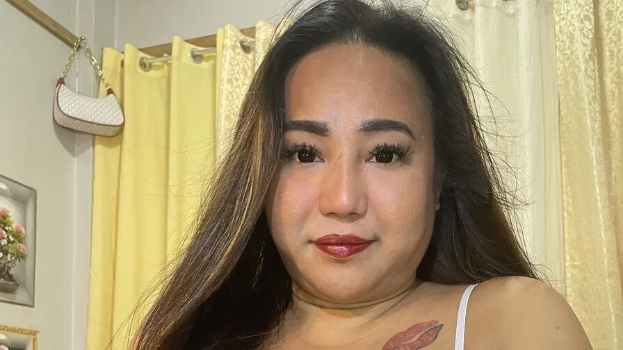 Chat with QuincyGray