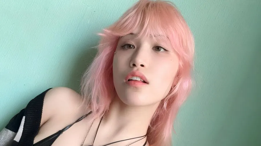 Chat with MikuLangly