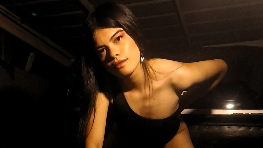 Chat with TriciaAdore