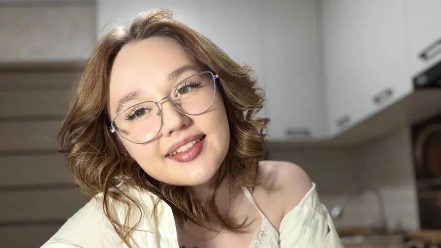 Chat with ConstanceKeiffer