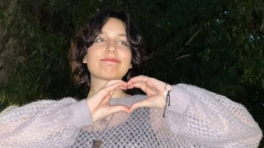 Chat with TulaStaines