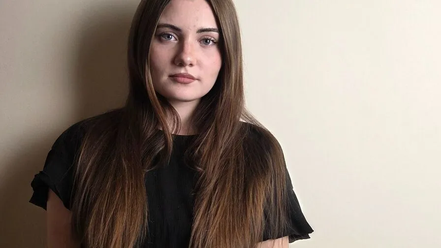 Chat with AlfrediaRoubekas
