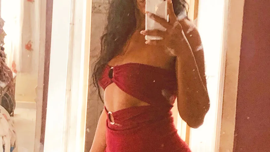 Chat with EmanuelleCastro