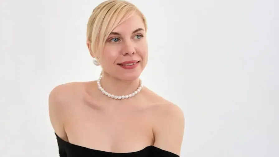 Chat with LizaFams