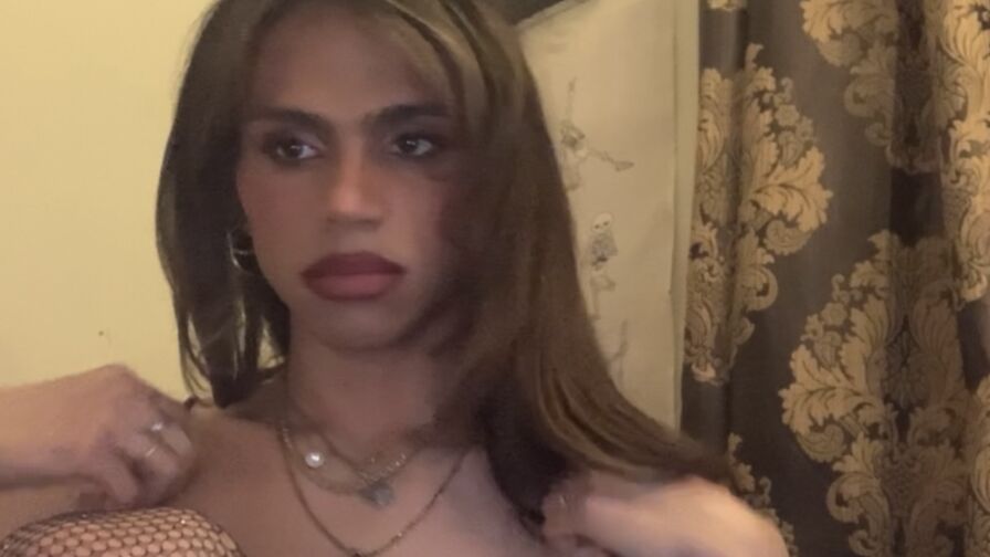 Chat with BlairSynclair