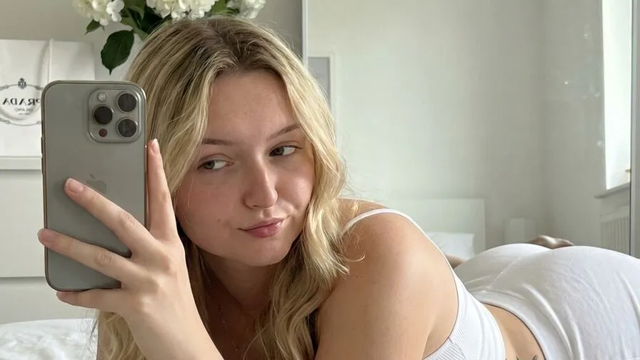 Chat with ZulemaBouquet