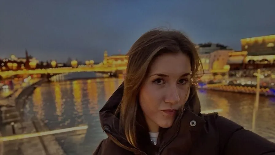 Chat with CaylinGarczynski