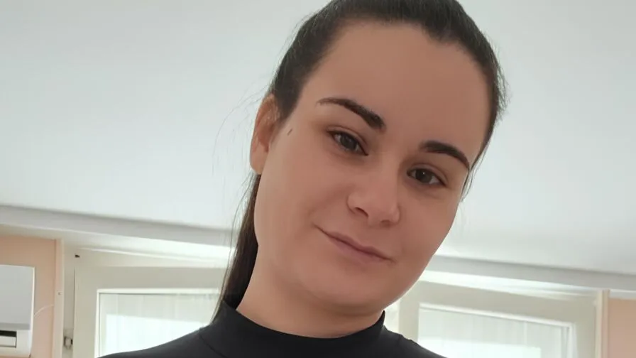 Chat with LorelieWest