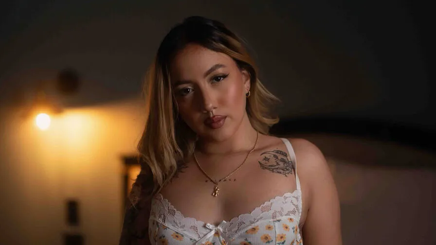 Chat with BrittanyScott