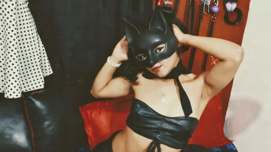 Chat with EvangelineGarbo