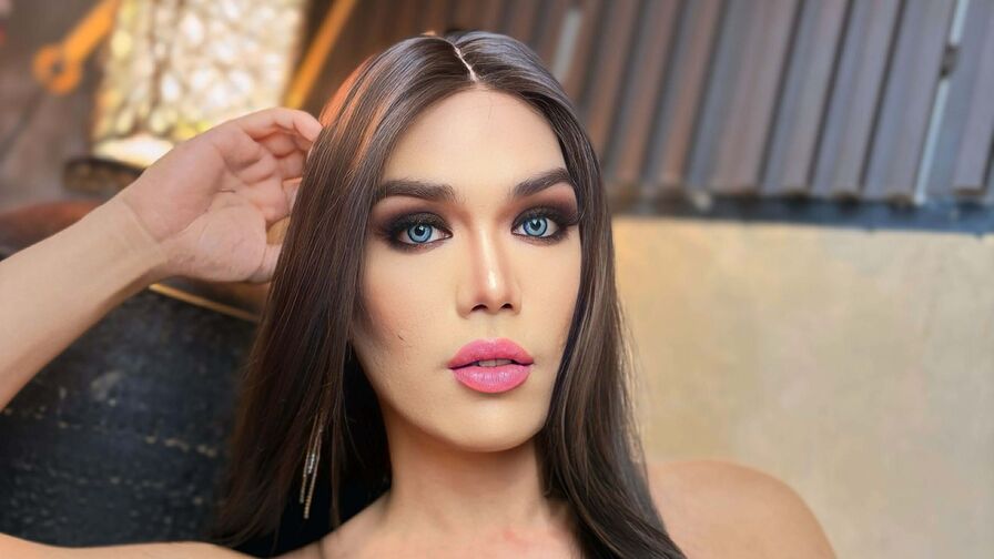 Chat with VictoriaCurt