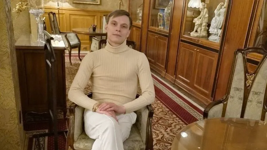Chat with AlikWhite