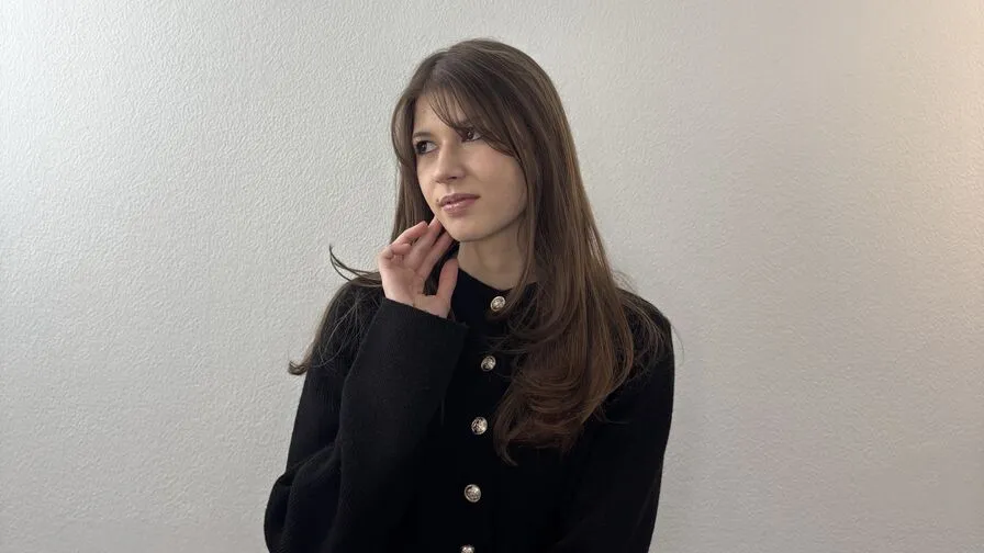 Chat with MonicaWohletz