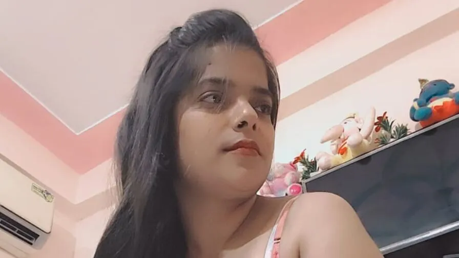 Chat with HottyAyeha