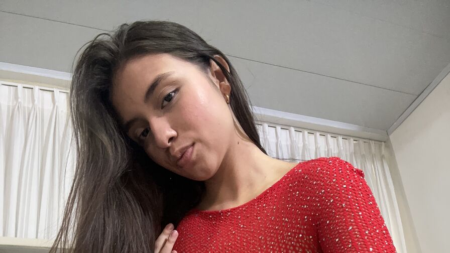 Chat with IsabelaTorre