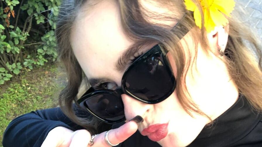 Chat with QuinnTagaca