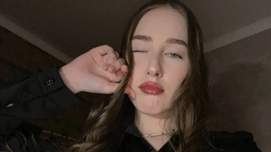 Chat with MacieAragones