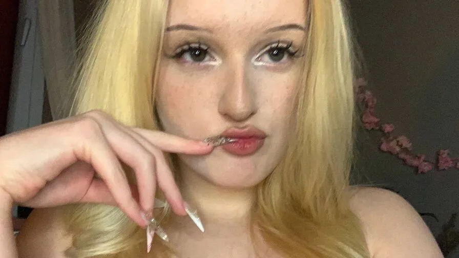 Chat with AriaElvie