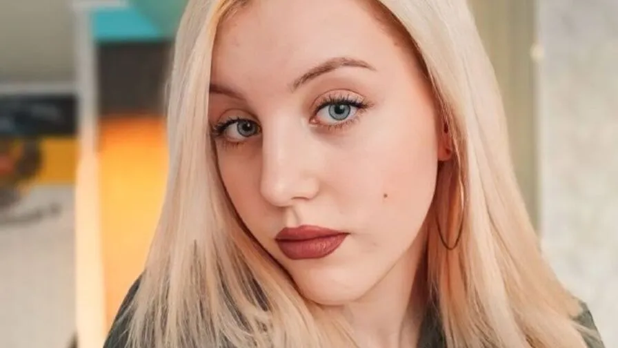 Chat with DainaMatko