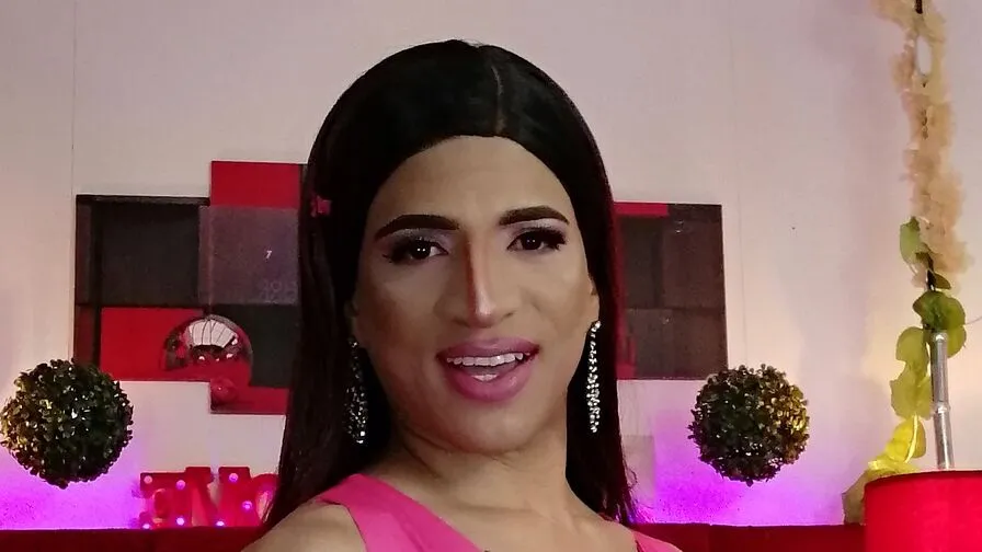 Chat with CarolaiYndriago
