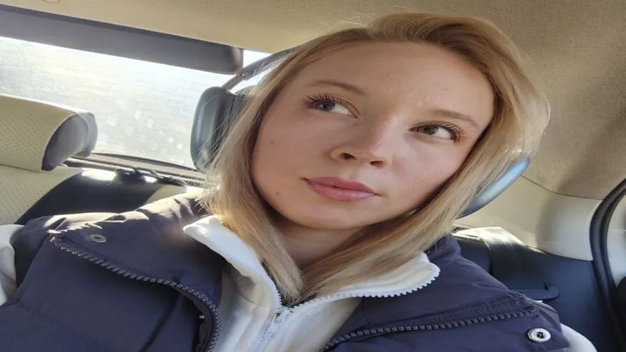 Chat with JenniferSnoow