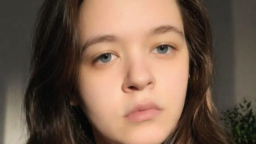 Chat with CorneliaAdling
