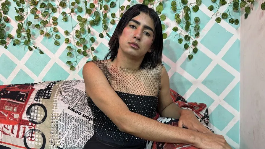 Chat with DanielaRioss