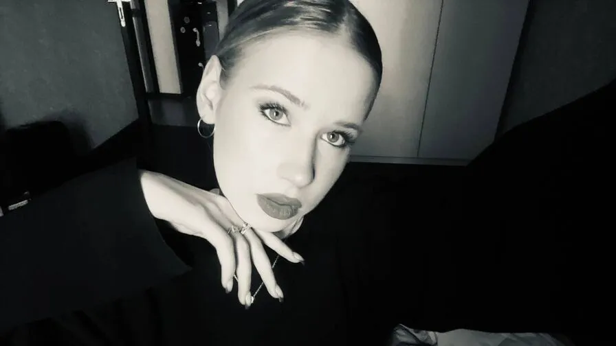 Chat with SherieMcwayne