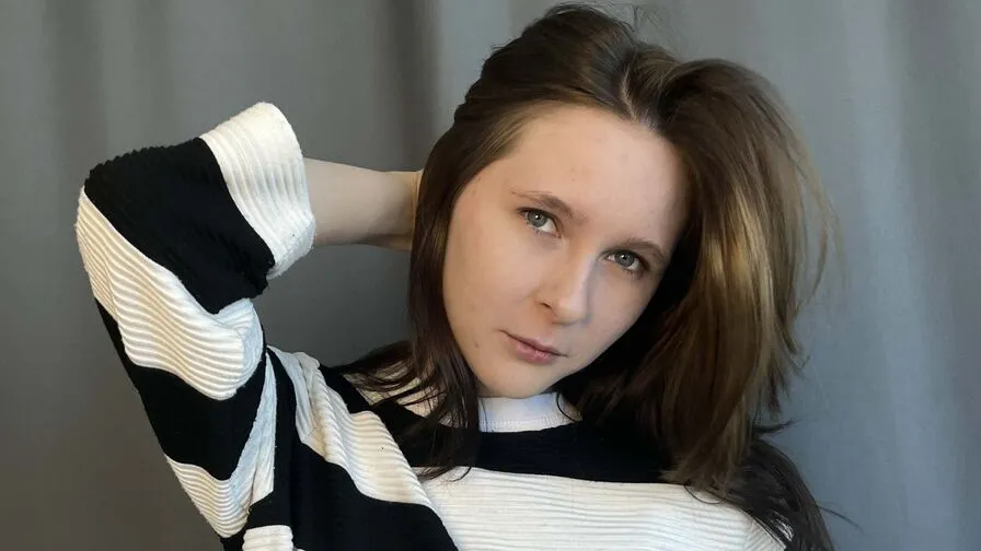 Chat with ValeriaDock
