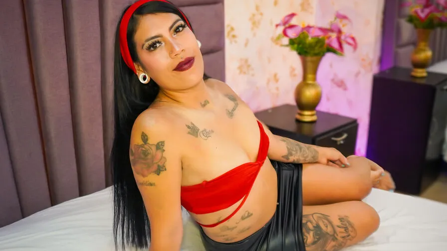 Chat with KymCorzo