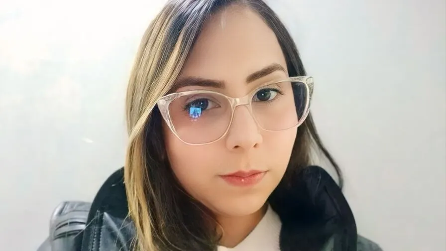 Chat with SharonRhode