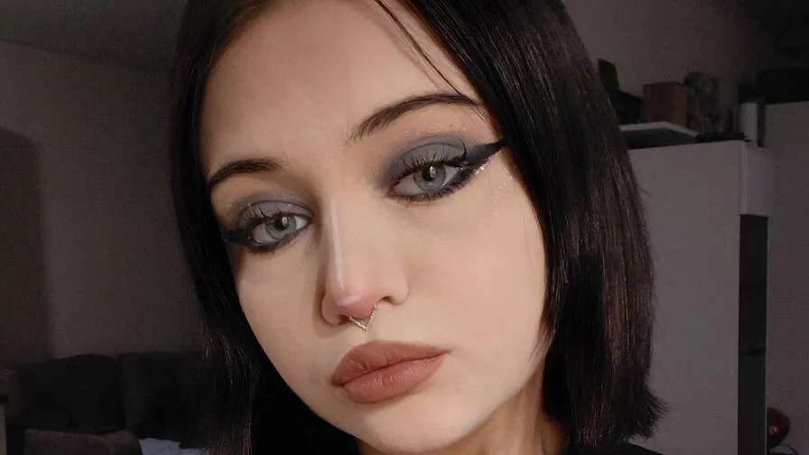 Chat with JenaeWengel