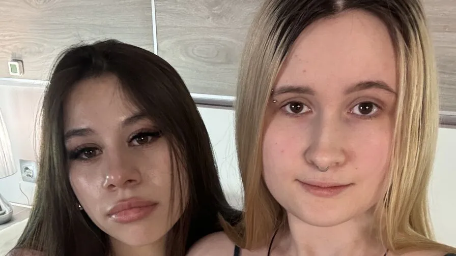 Chat with KirbyAndWilliam