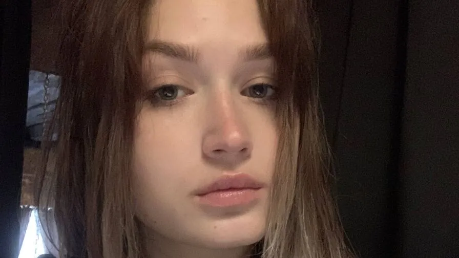 Chat with JulieannGomaz