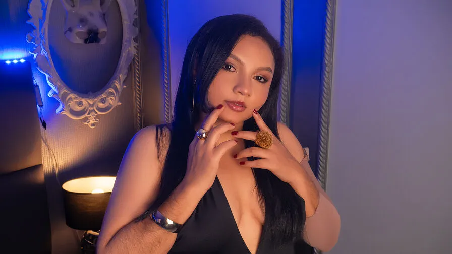 Chat with AlondraSoler