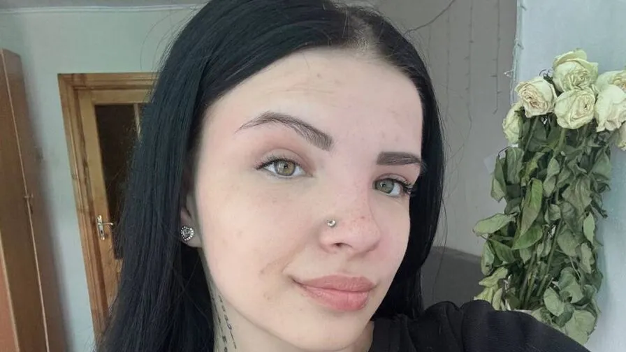 Chat with BelleSkelly