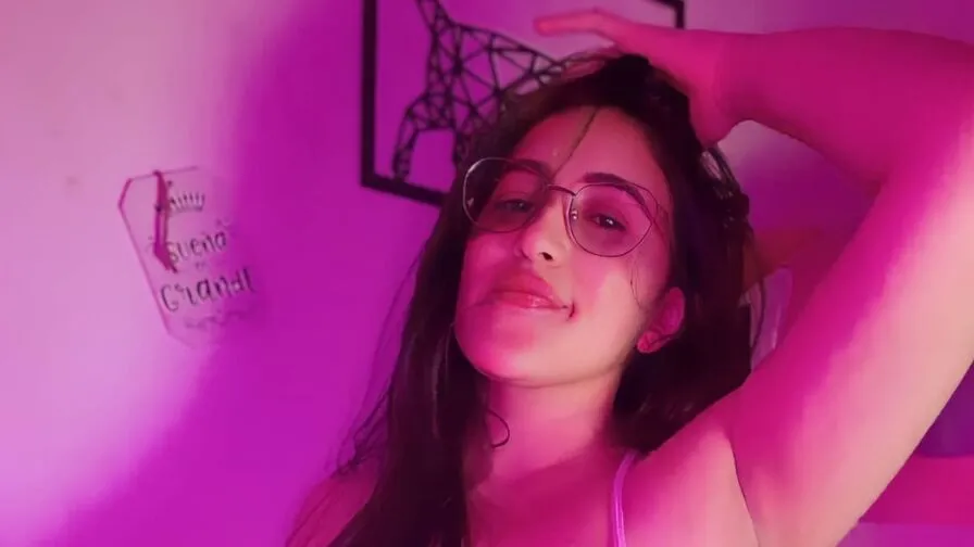 Chat with RenataWeyr
