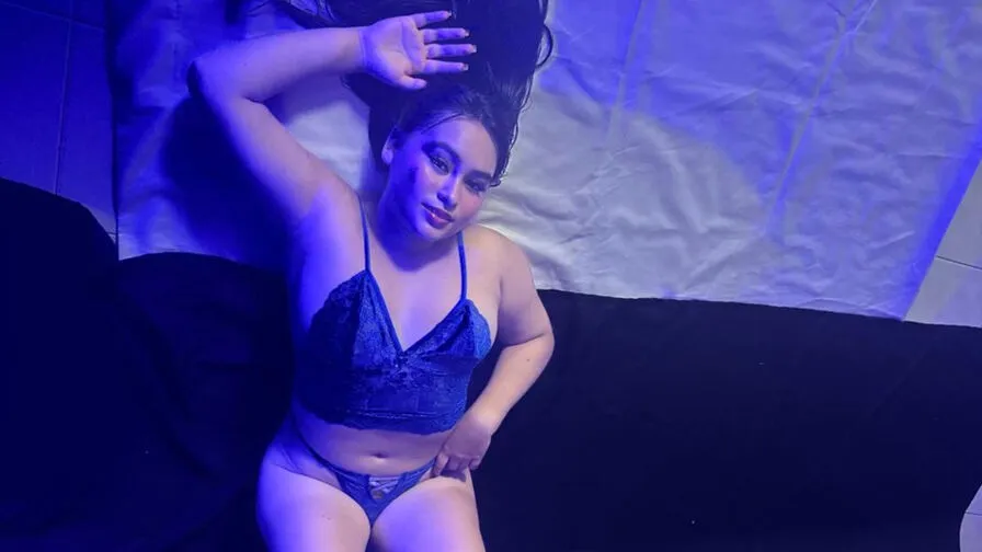 Chat with EmmaHardman