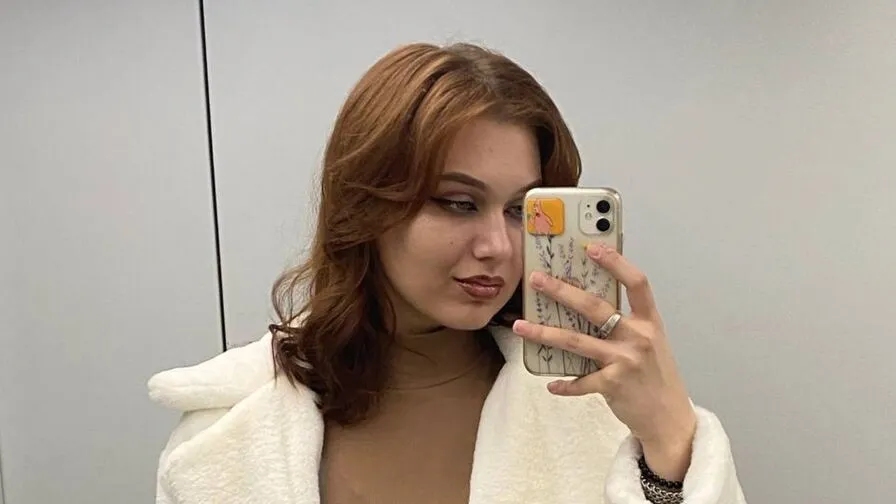 Chat with BrynnMeury