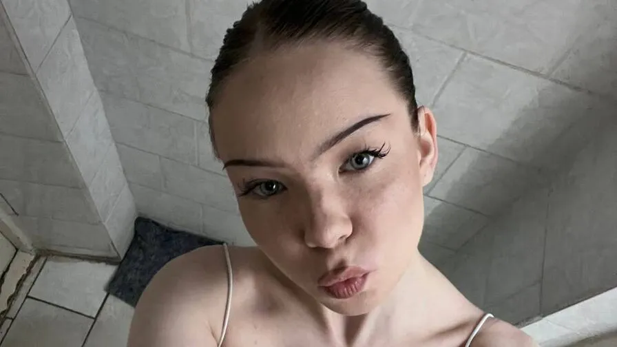 Chat with TiffanyRichards