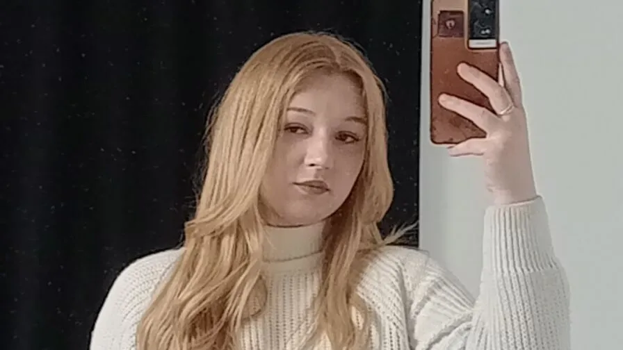 Chat with AutumnCoxwell