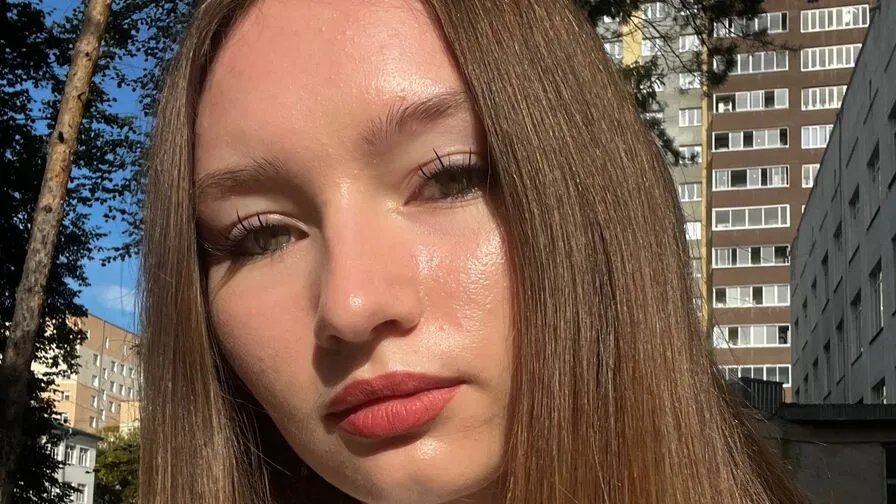 Chat with KeelyMichocki