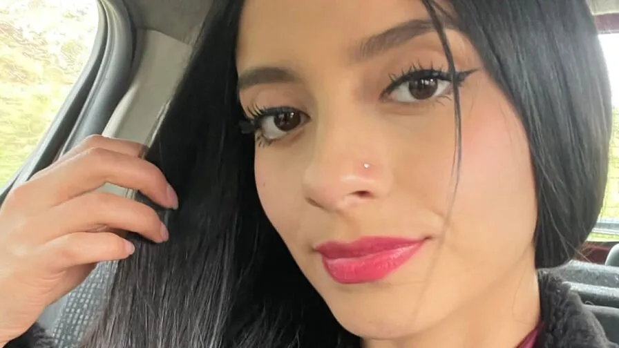 Chat with AshleyNoriega