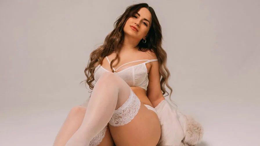 Chat with AlanaMeyers
