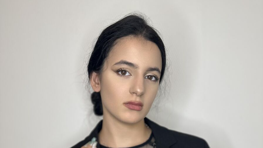 Chat with EliseDuddy