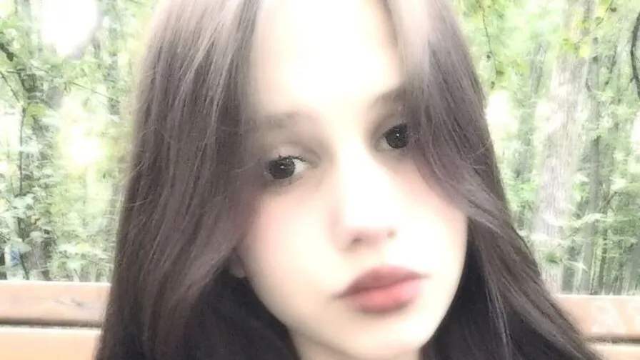 Chat with AnnetPintonin