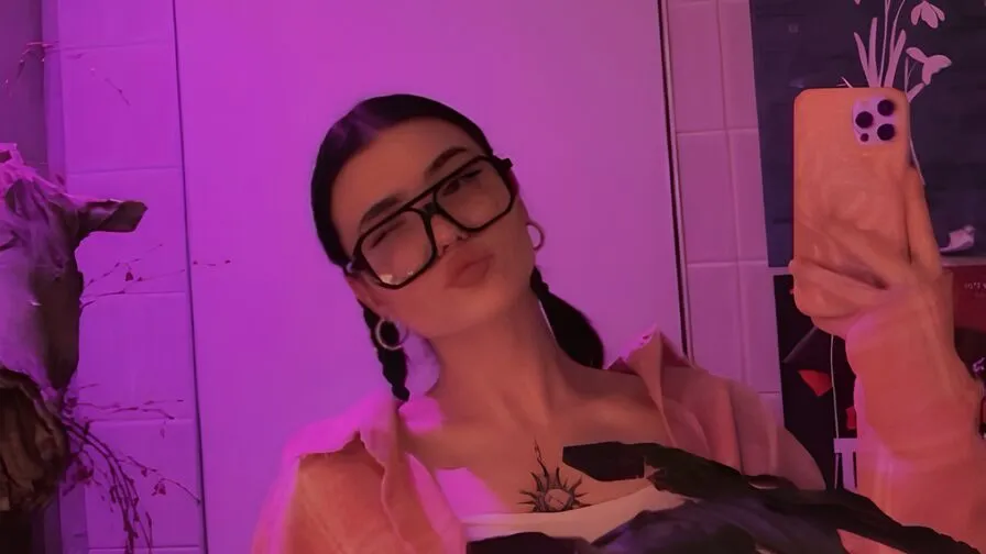 Chat with DestinyTrevey