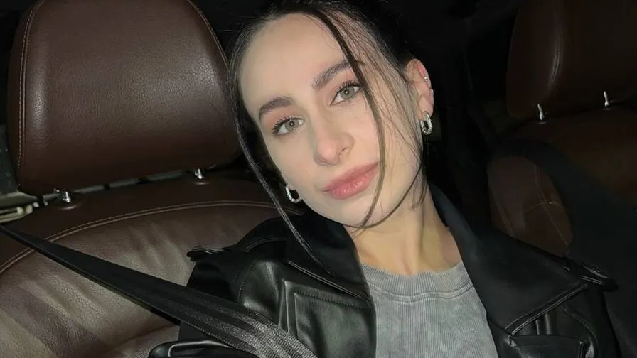 Chat with DominikaFires